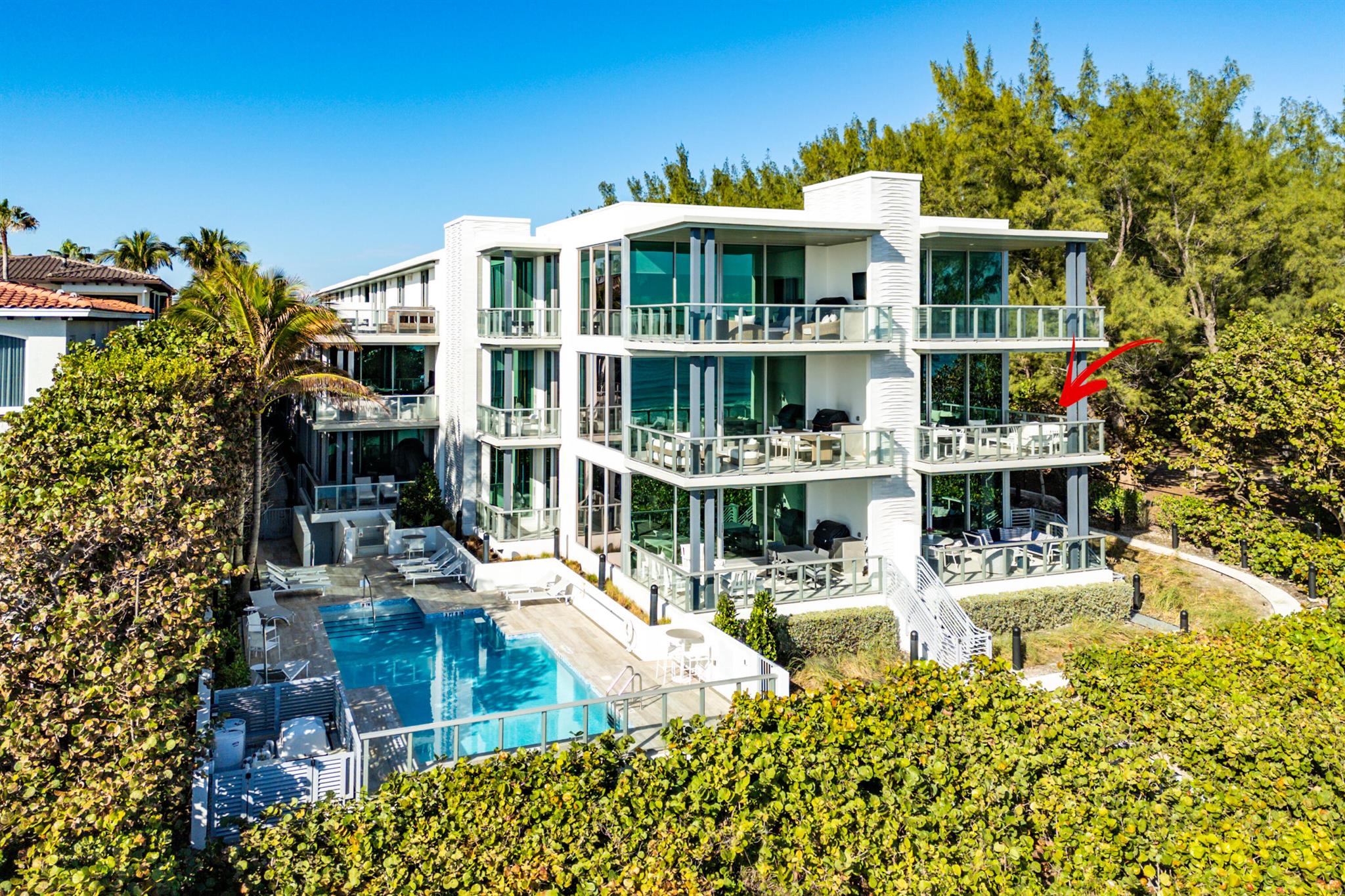 1625 OCEAN - Residential