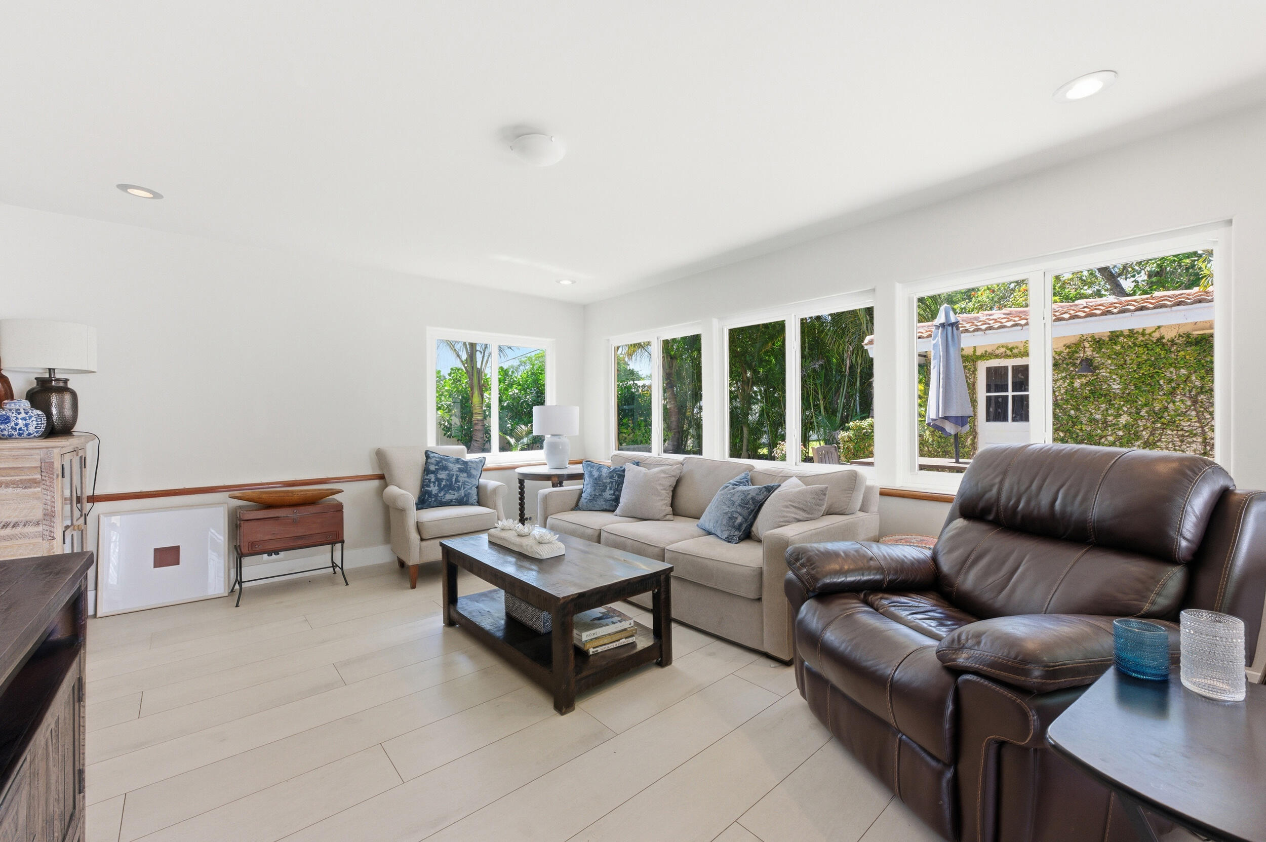 River Oaks - Residential