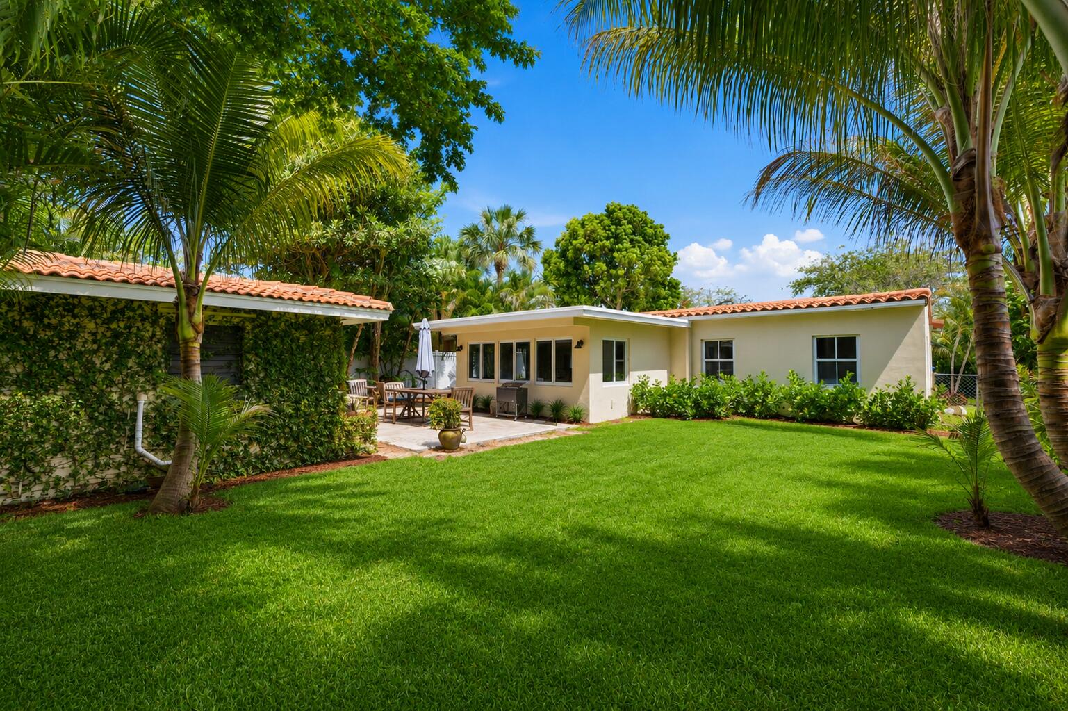 River Oaks - Residential