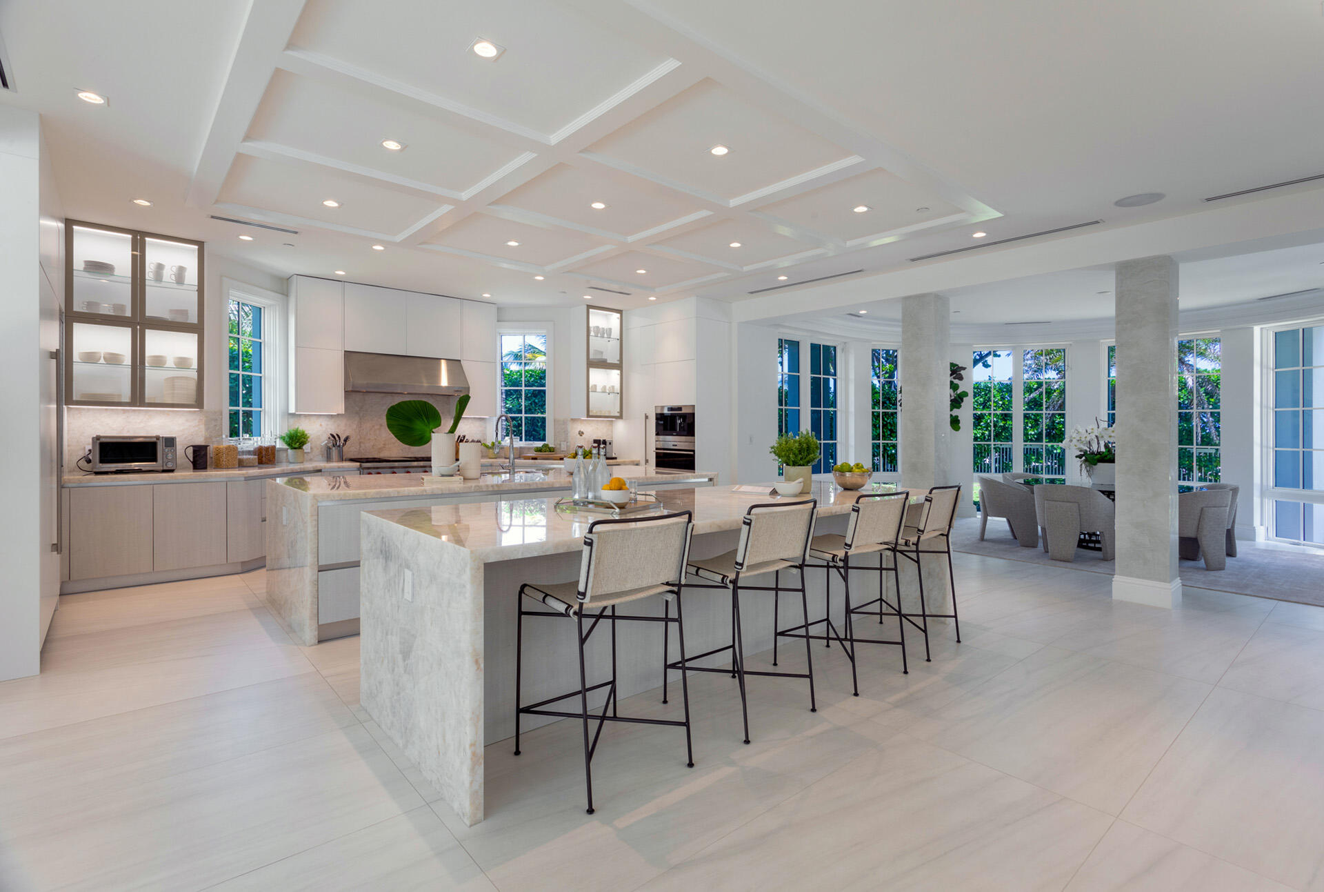 SEASPRAY ESTS DELRAY BCH - Residential