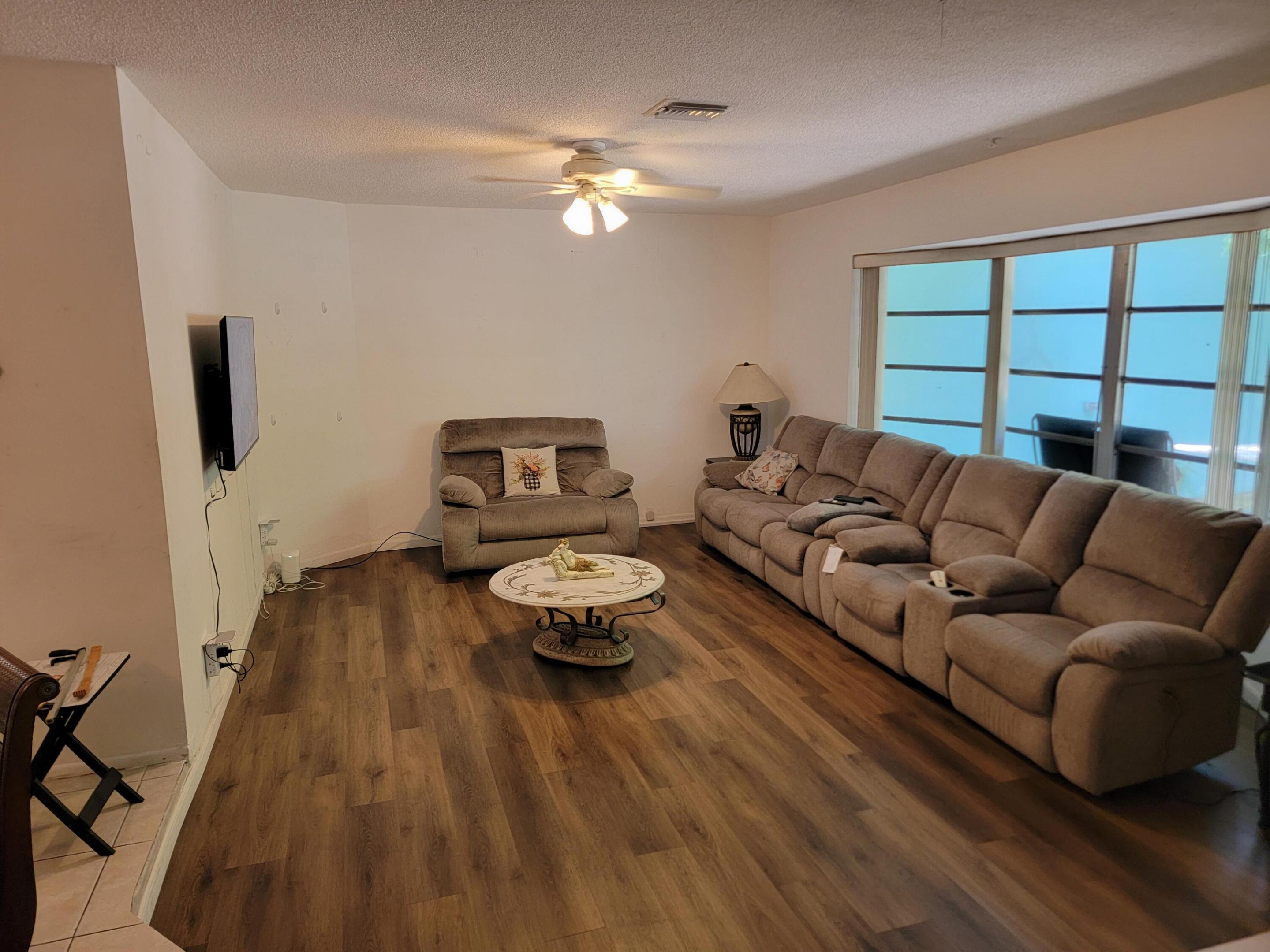 OAKLAND HILLS 1ST SEC - Residential