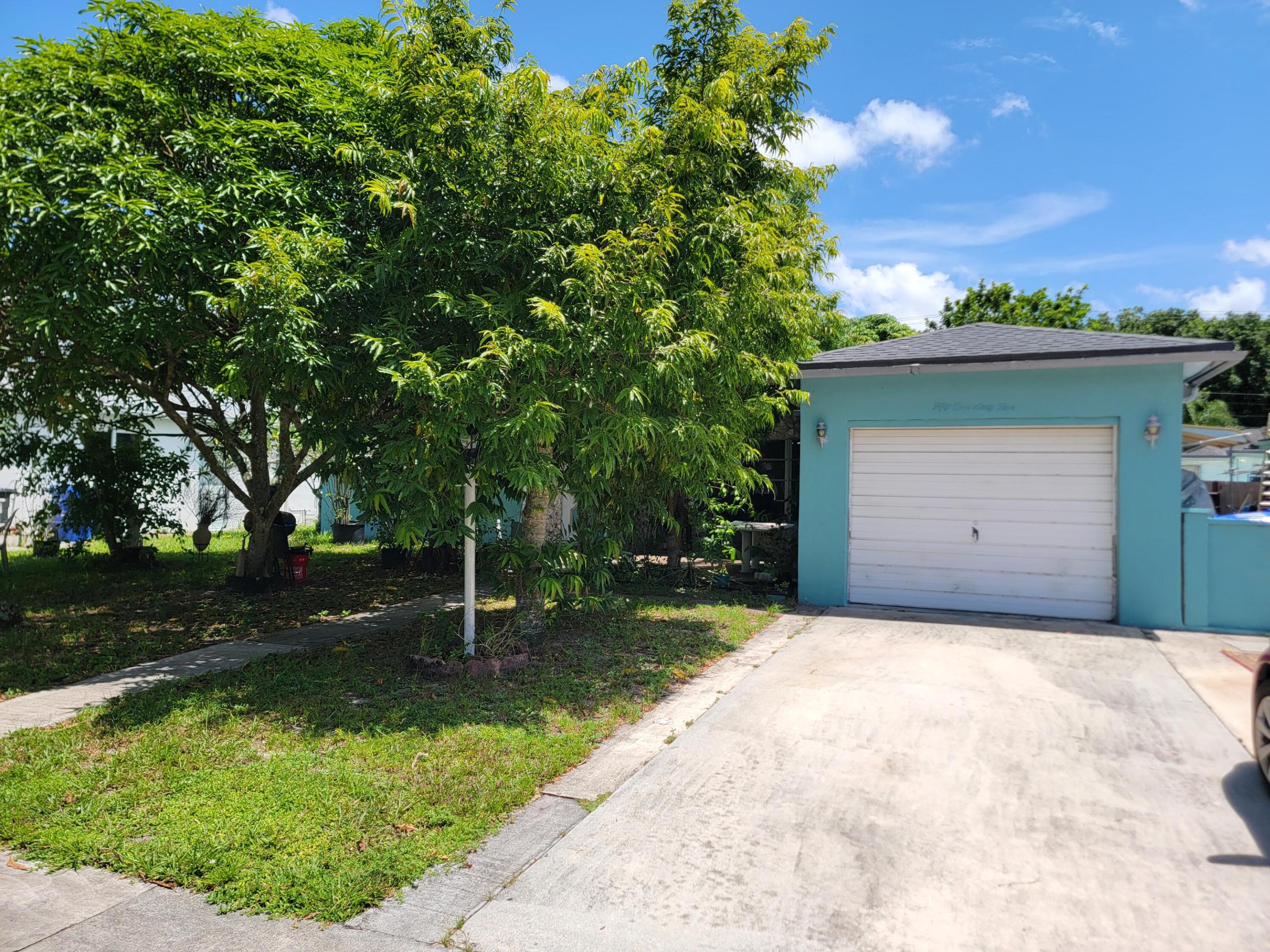 OAKLAND HILLS 1ST SEC - Residential