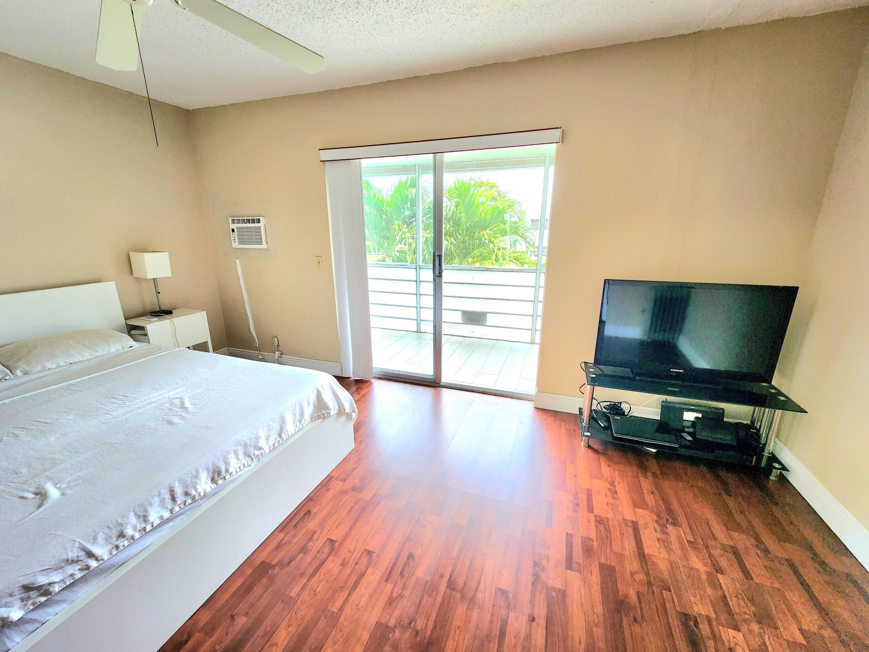 MARKHAM G CONDO - Residential