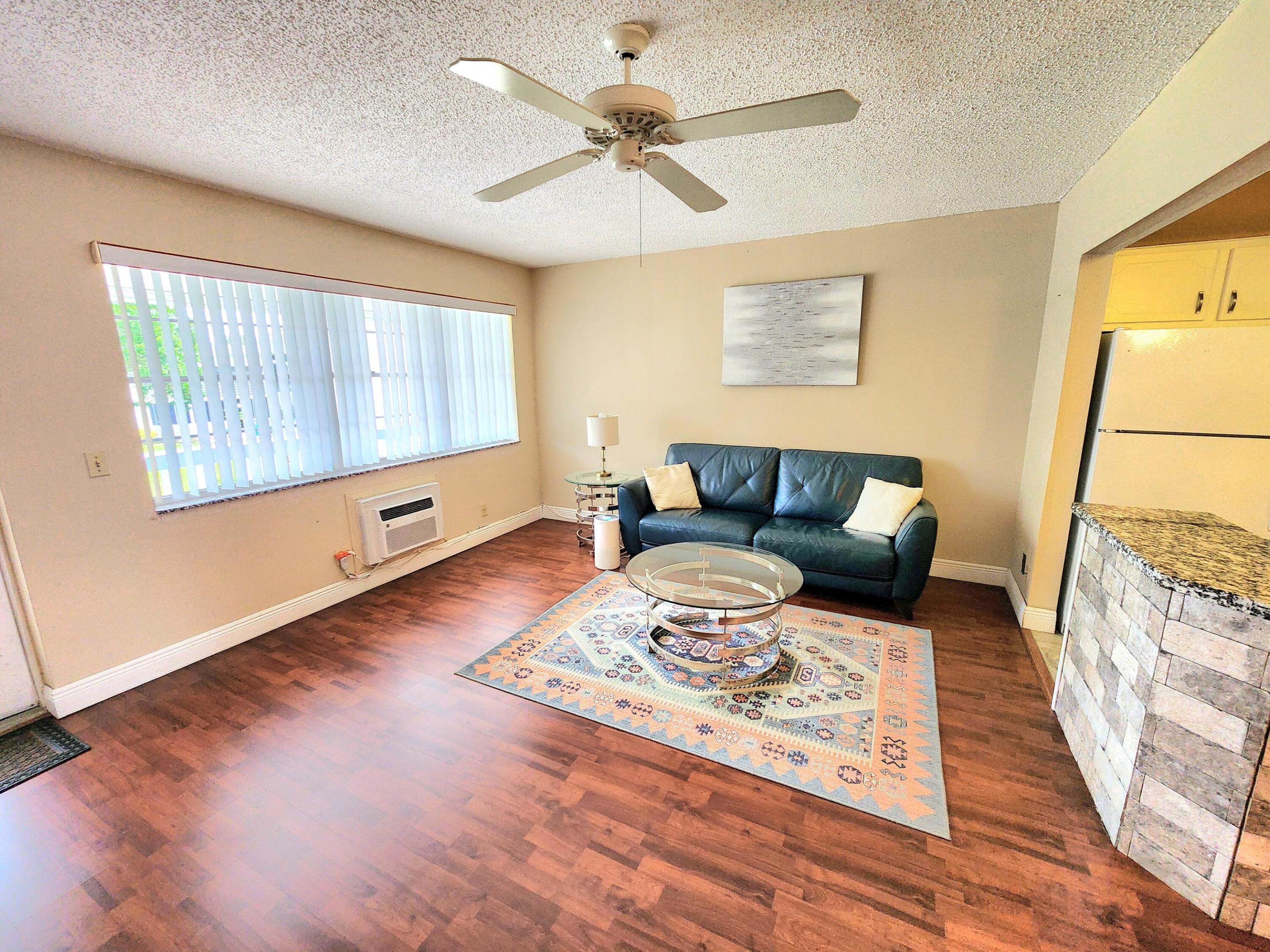 MARKHAM G CONDO - Residential