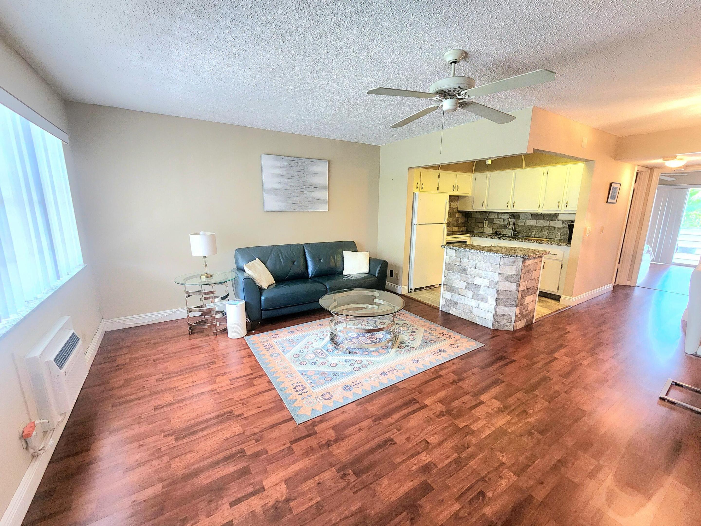 MARKHAM G CONDO - Residential