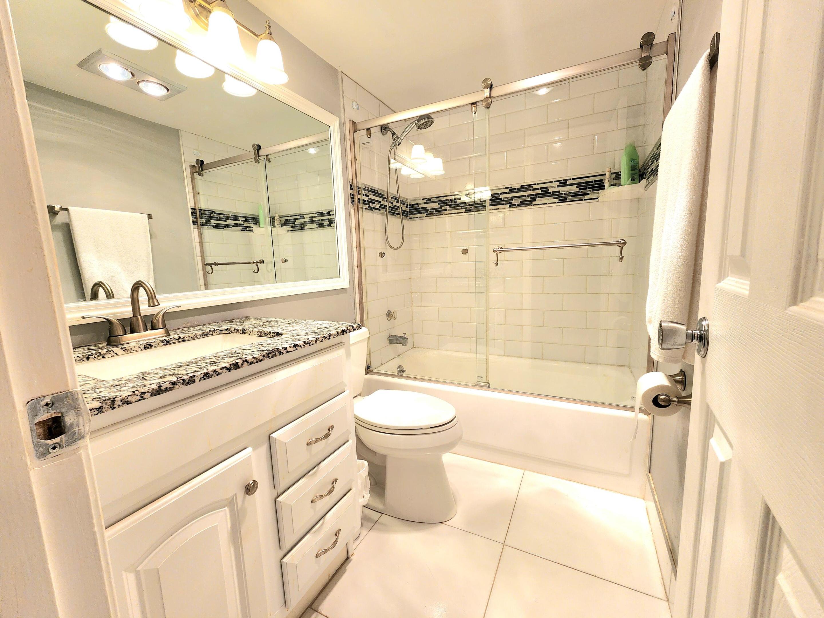 MARKHAM G CONDO - Residential