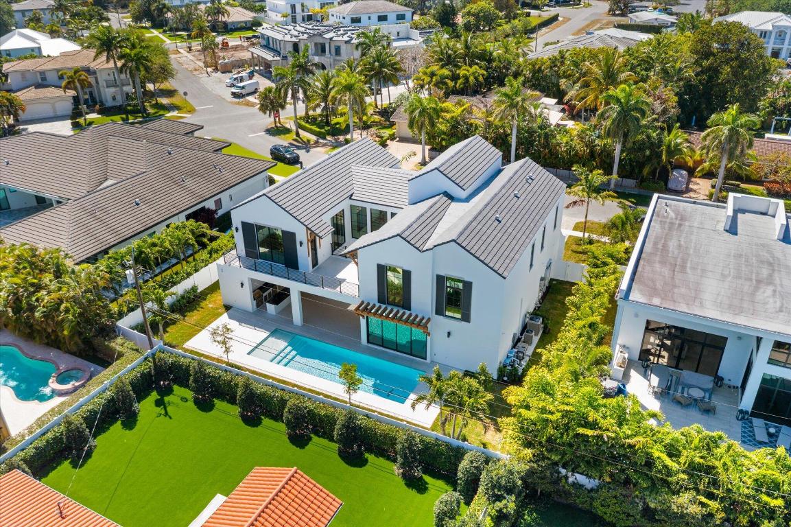 BOCA VILLAS - Residential
