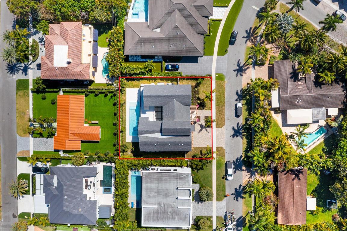 BOCA VILLAS - Residential
