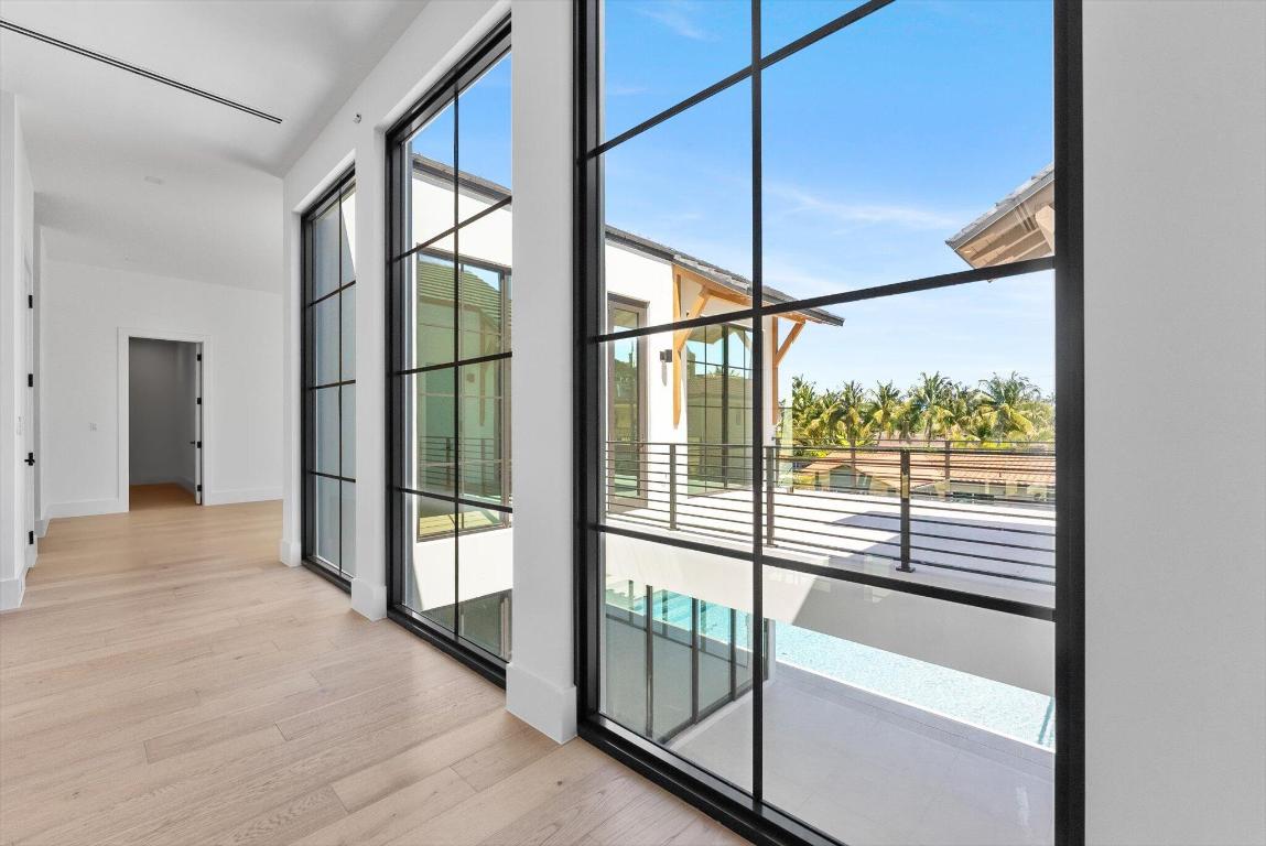 BOCA VILLAS - Residential
