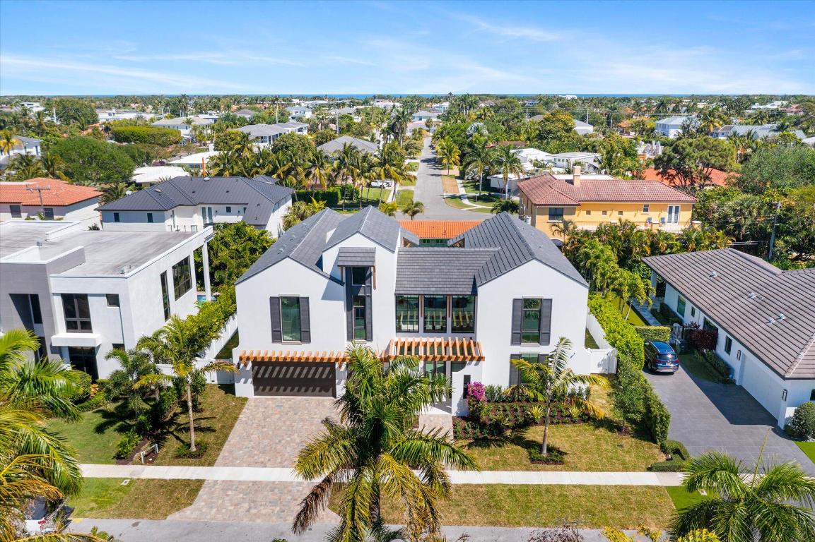 BOCA VILLAS - Residential