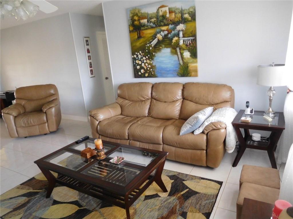 Mainlands Of Tamarac Lake - Residential