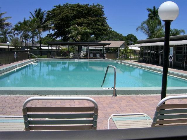 Mainlands Of Tamarac Lake - Residential