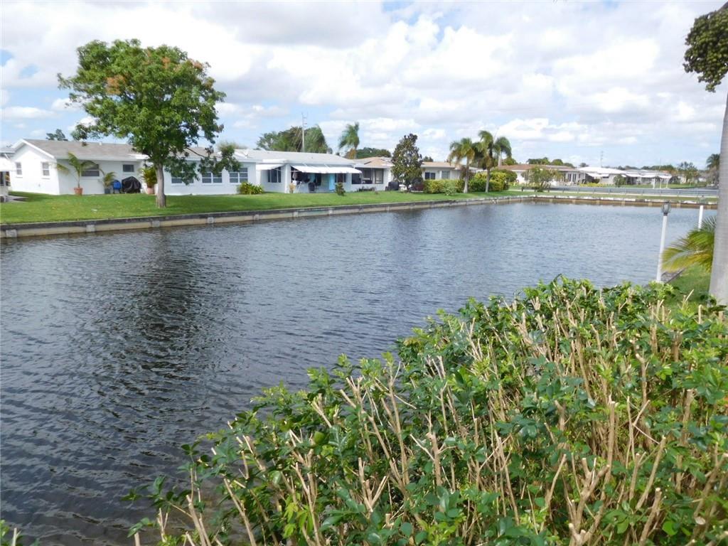 Mainlands Of Tamarac Lake - Residential
