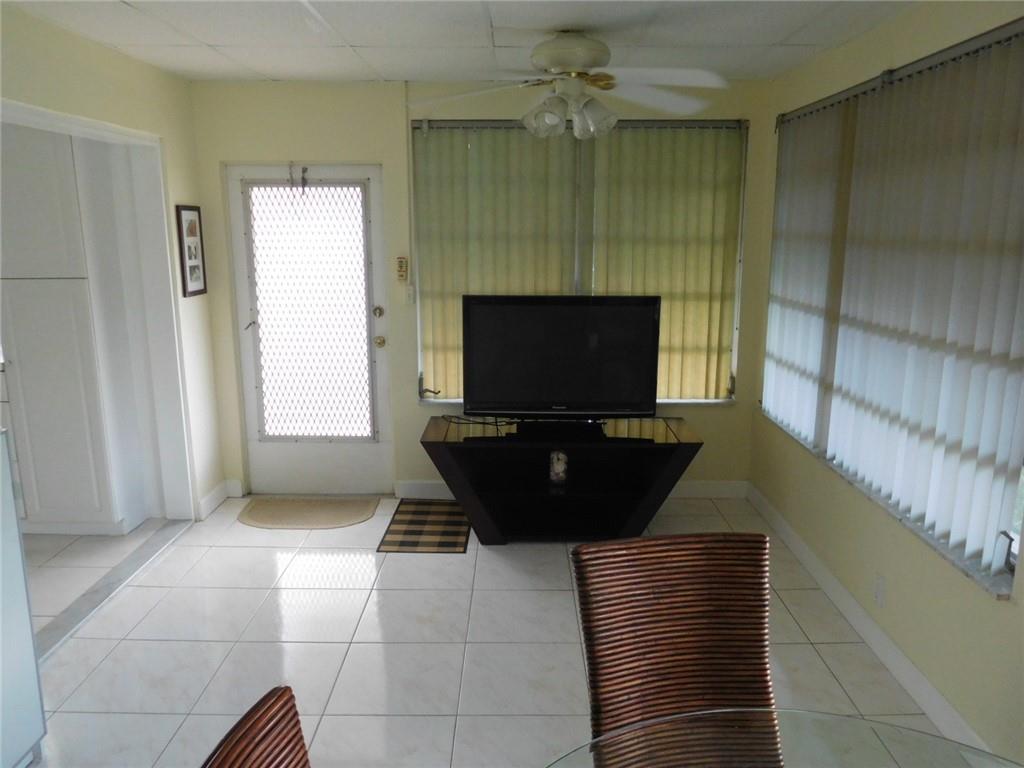 Mainlands Of Tamarac Lake - Residential