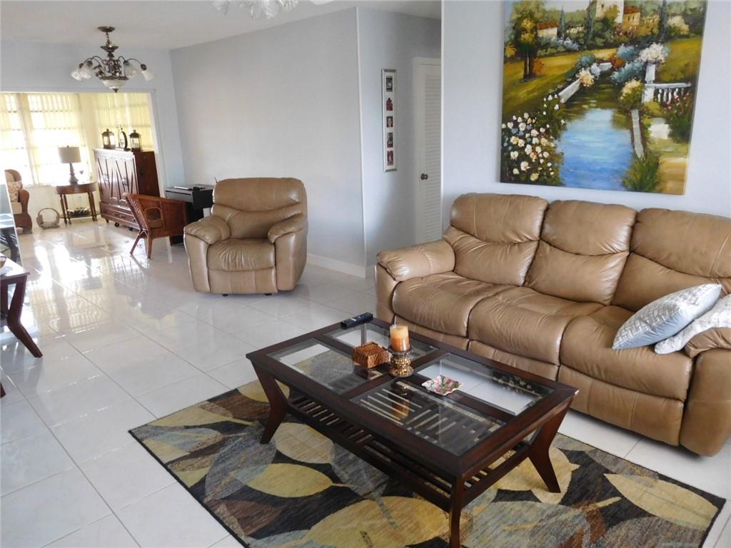 Mainlands Of Tamarac Lake - Residential