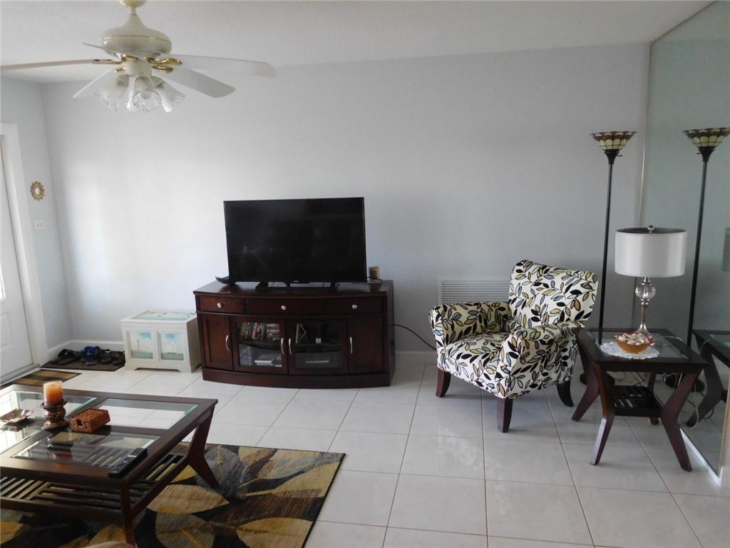 Mainlands Of Tamarac Lake - Residential