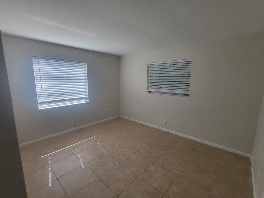 HIGH POINT - Residential Lease
