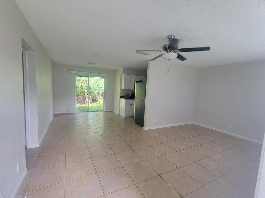 HIGH POINT - Residential Lease