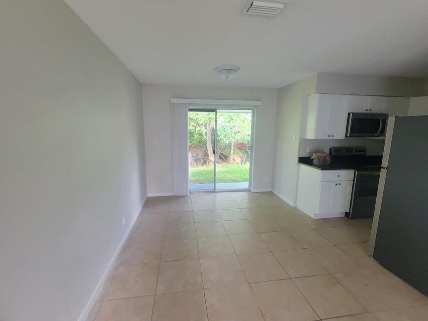 HIGH POINT - Residential Lease