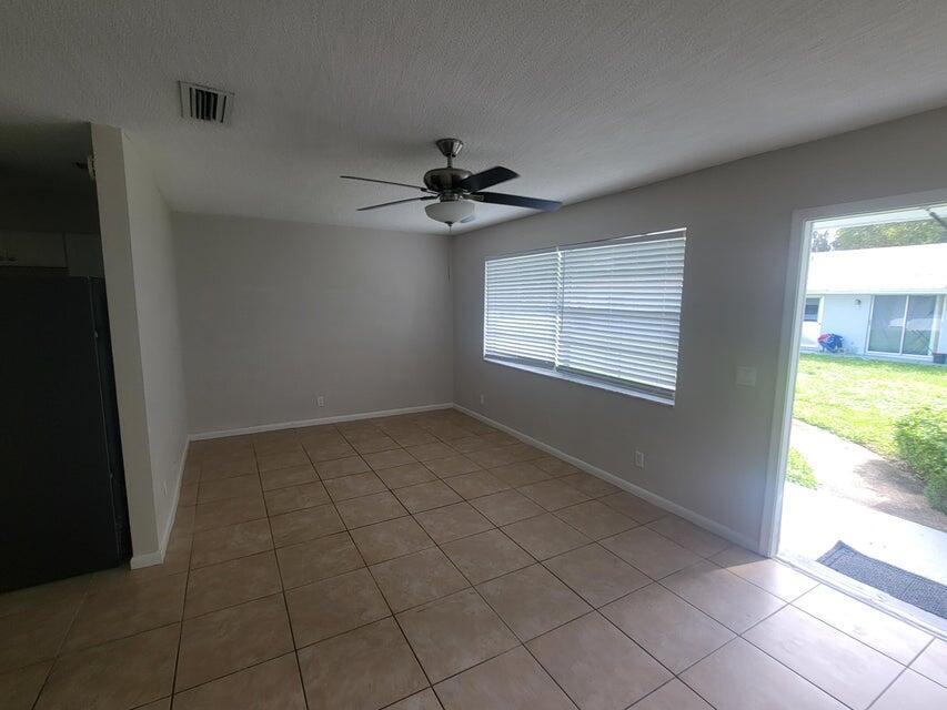 HIGH POINT - Residential Lease