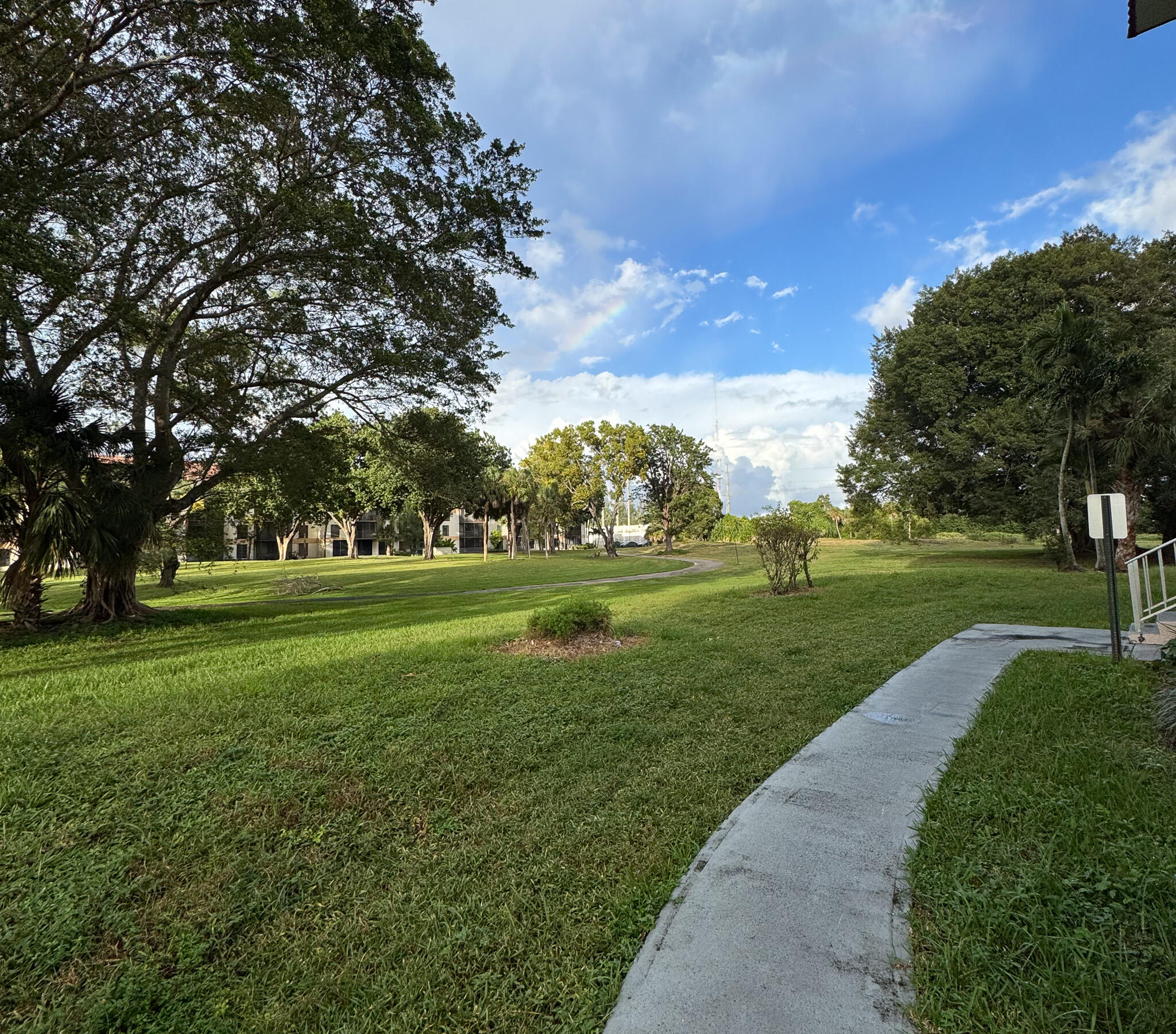 MANORS OF INVERRARY I-10 - Residential