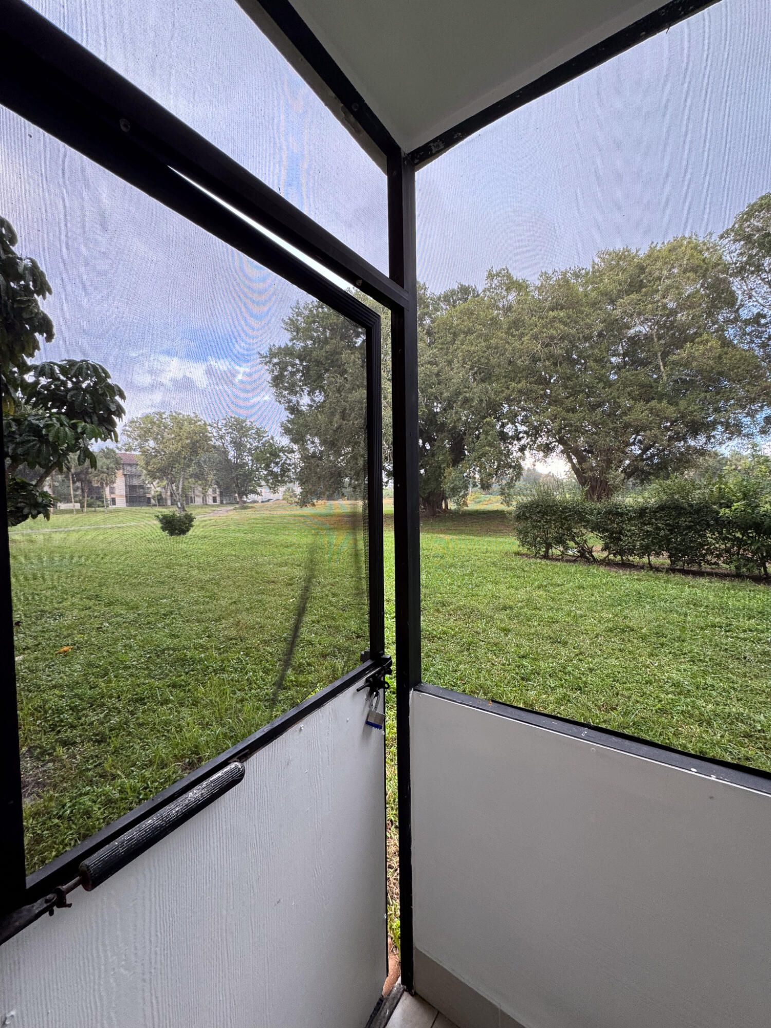 MANORS OF INVERRARY I-10 - Residential