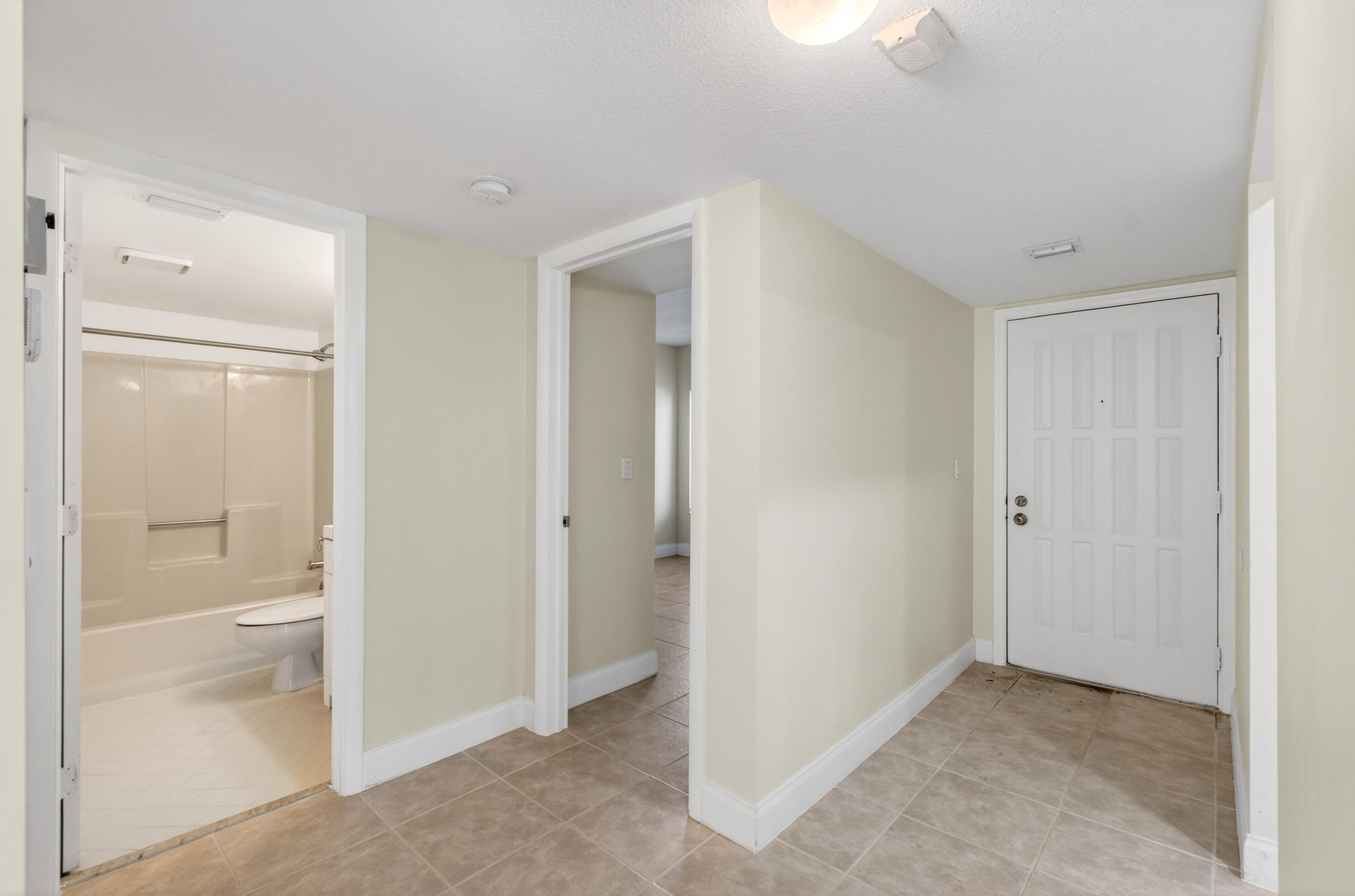 SAN REMO GOLF & TENNIS CLUB CONDO - Residential