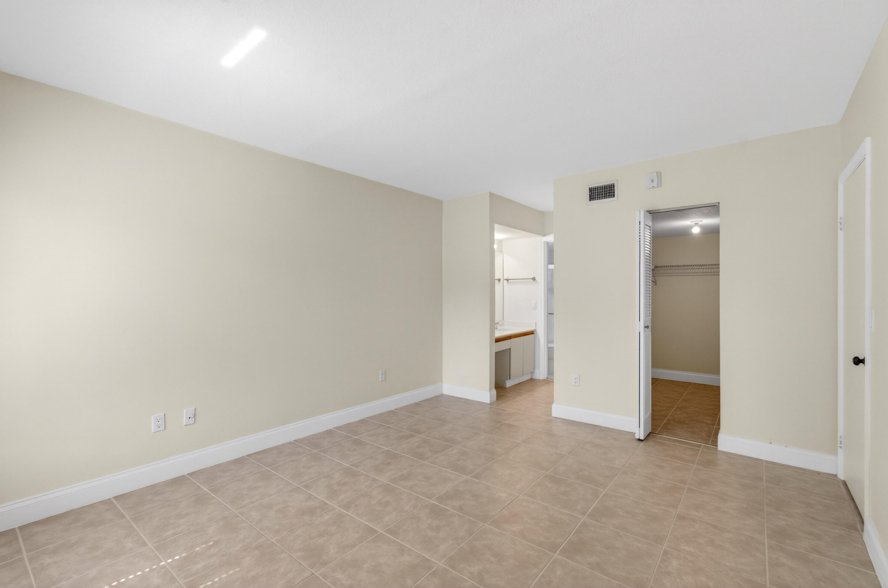 SAN REMO GOLF & TENNIS CLUB CONDO - Residential