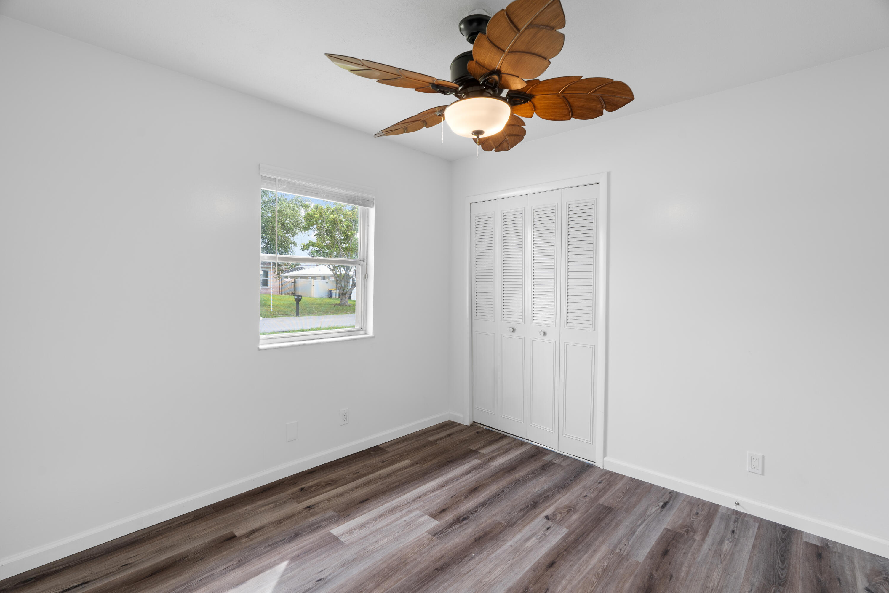 LEILANI HEIGHTS - Residential Lease