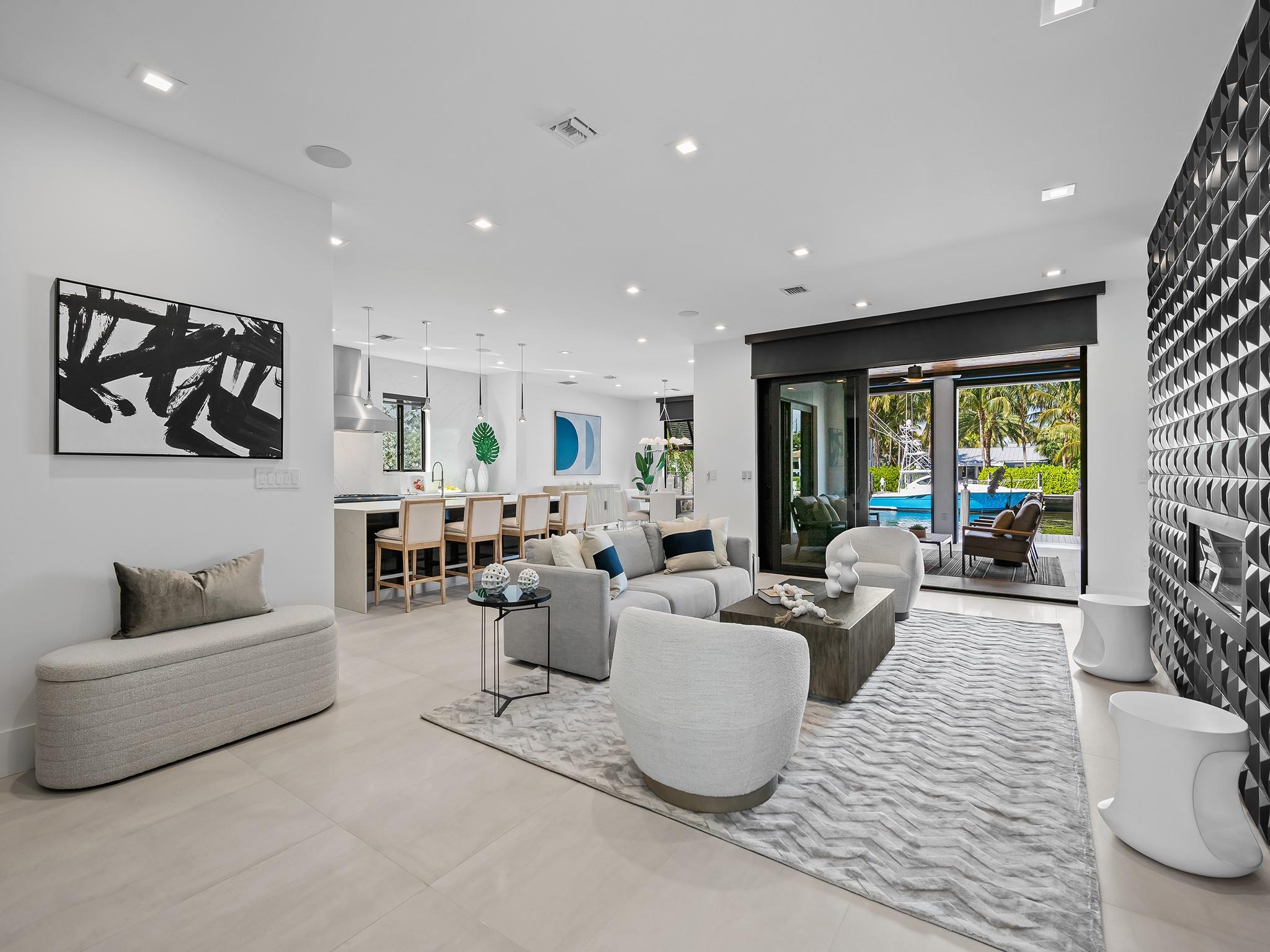 RIO VISTA ISLES - Residential