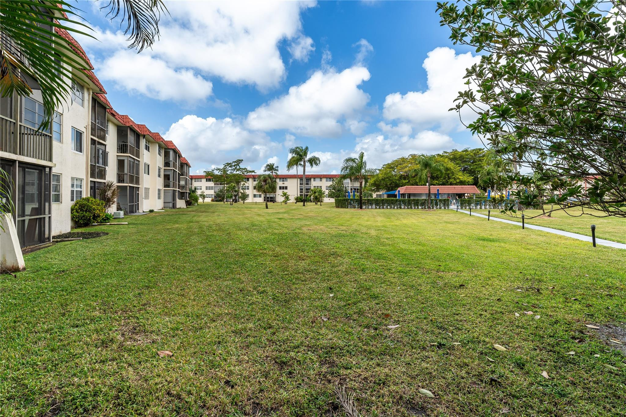 Hollybrook Golf & Tennis - Residential