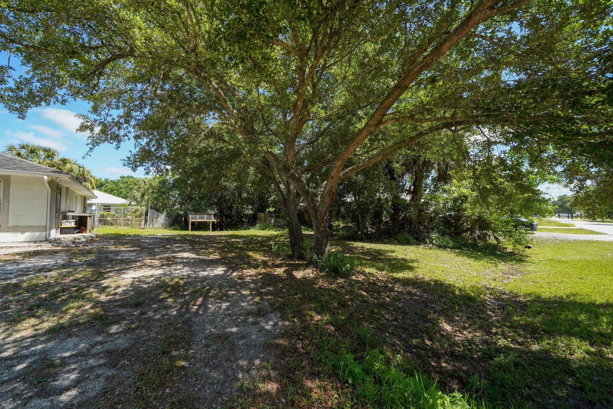 PARADISE PARK UNIT NO 2 - Residential