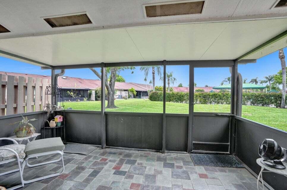 BOYNTON LAKES 3-B - Residential