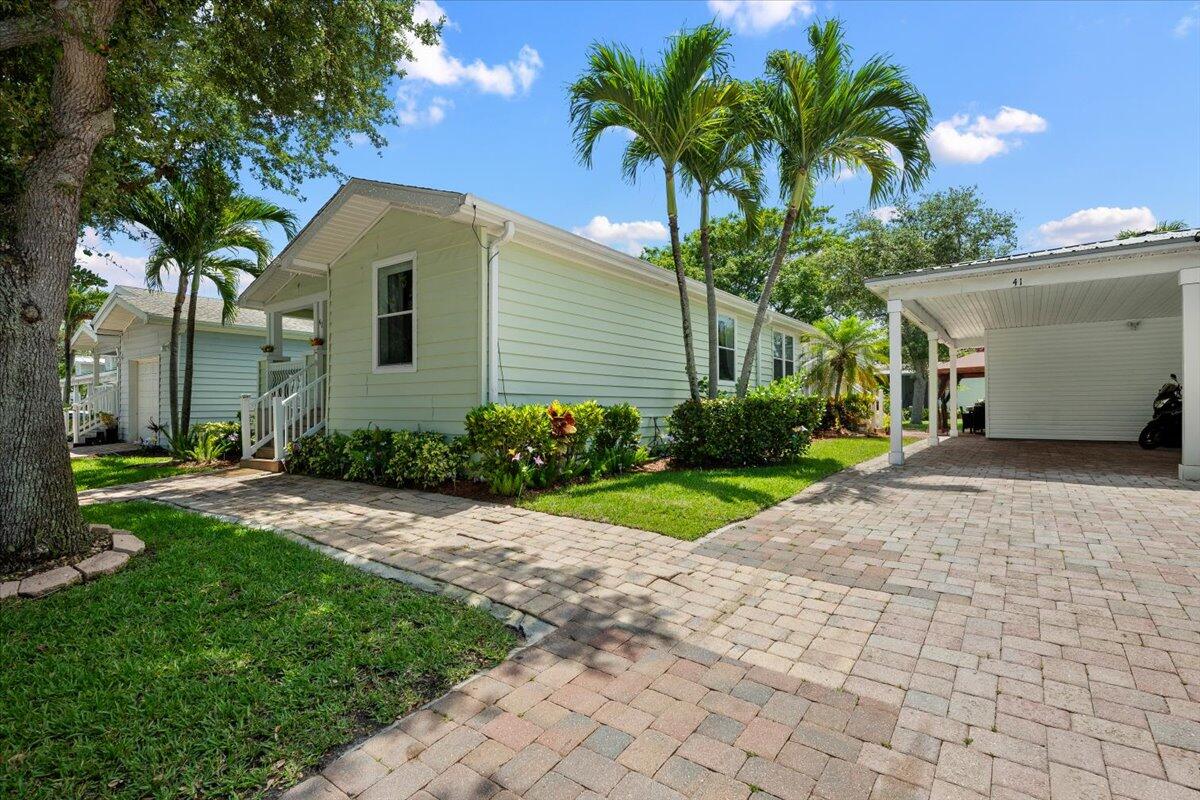 The Meadows of Palm Beach Gardens - Residential
