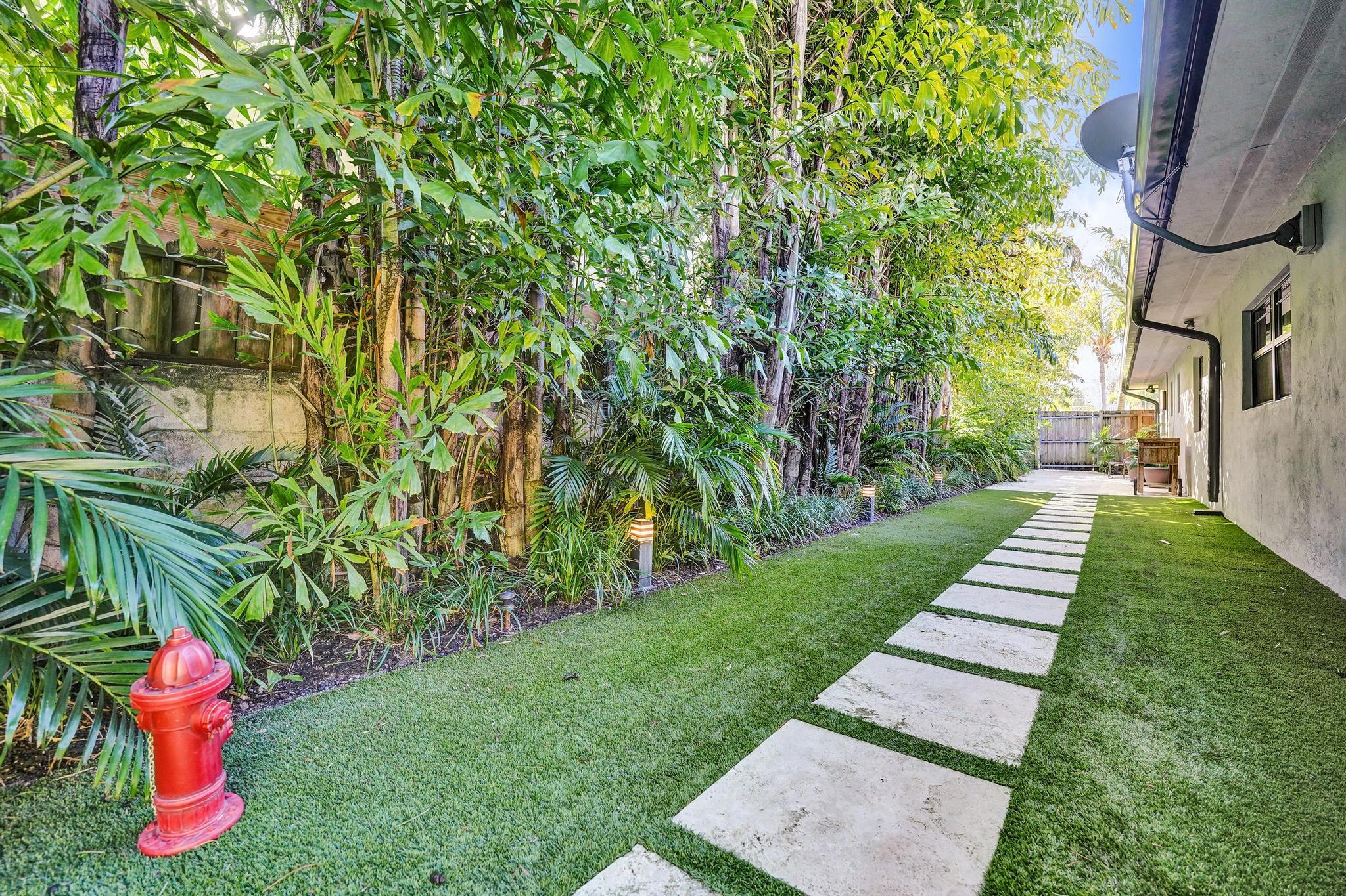 BEACH WAY HEIGHTS UNIT - Residential