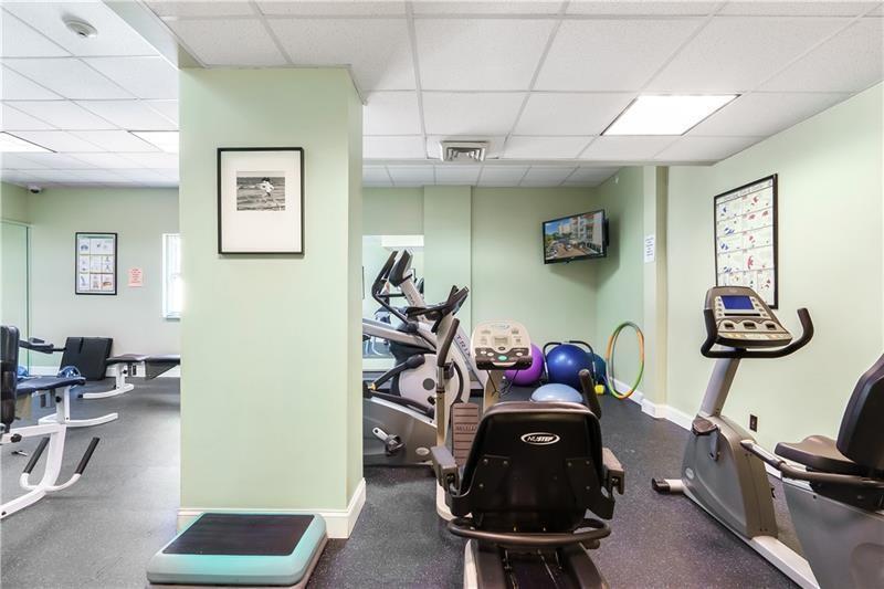 CARLTON TOWER CONDO - Residential Lease