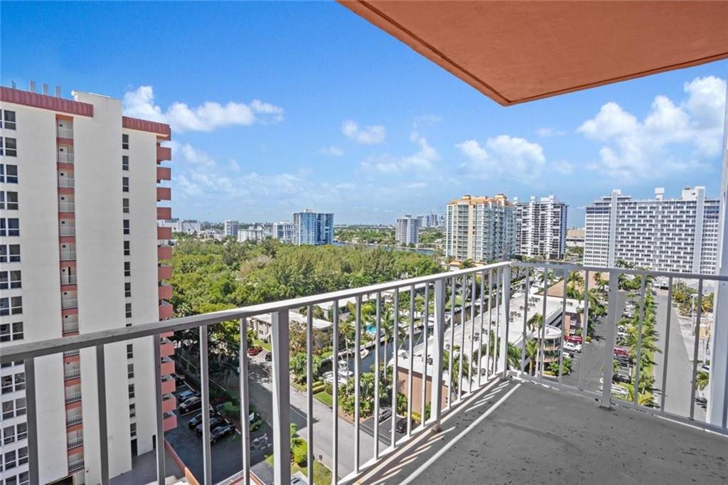 CARLTON TOWER CONDO - Residential Lease
