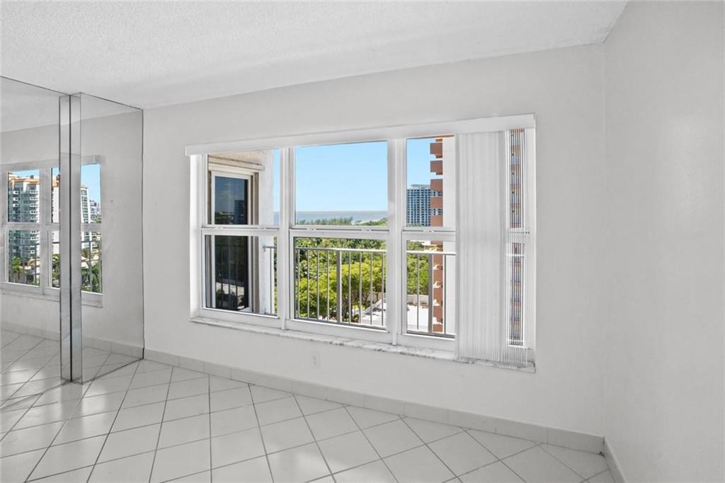CARLTON TOWER CONDO - Residential Lease