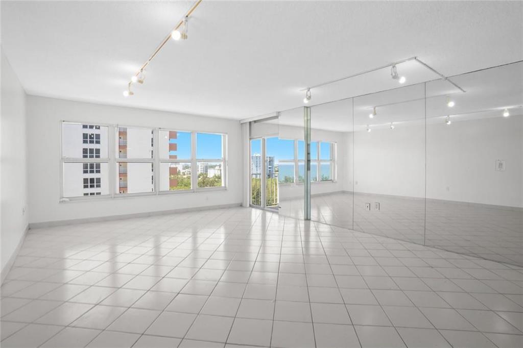 CARLTON TOWER CONDO - Residential Lease