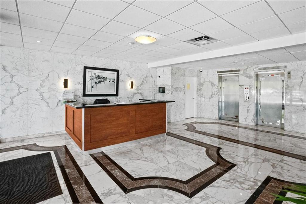 CARLTON TOWER CONDO - Residential Lease
