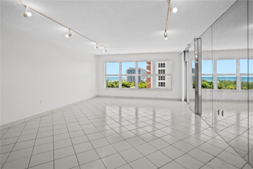CARLTON TOWER CONDO - Residential Lease