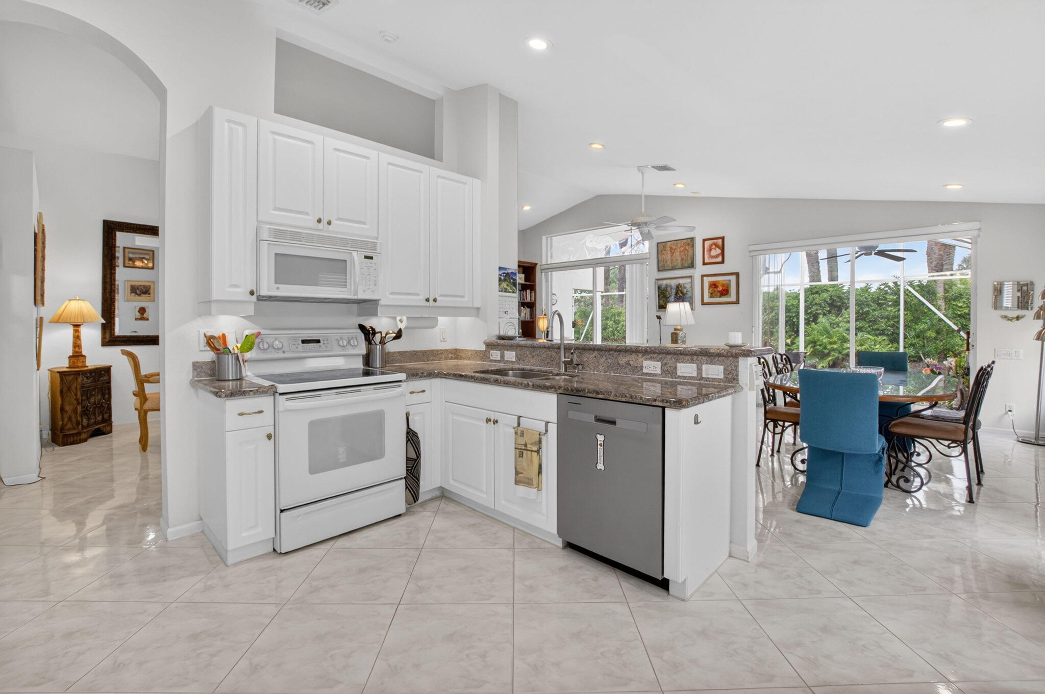 Cascade Lakes - Residential