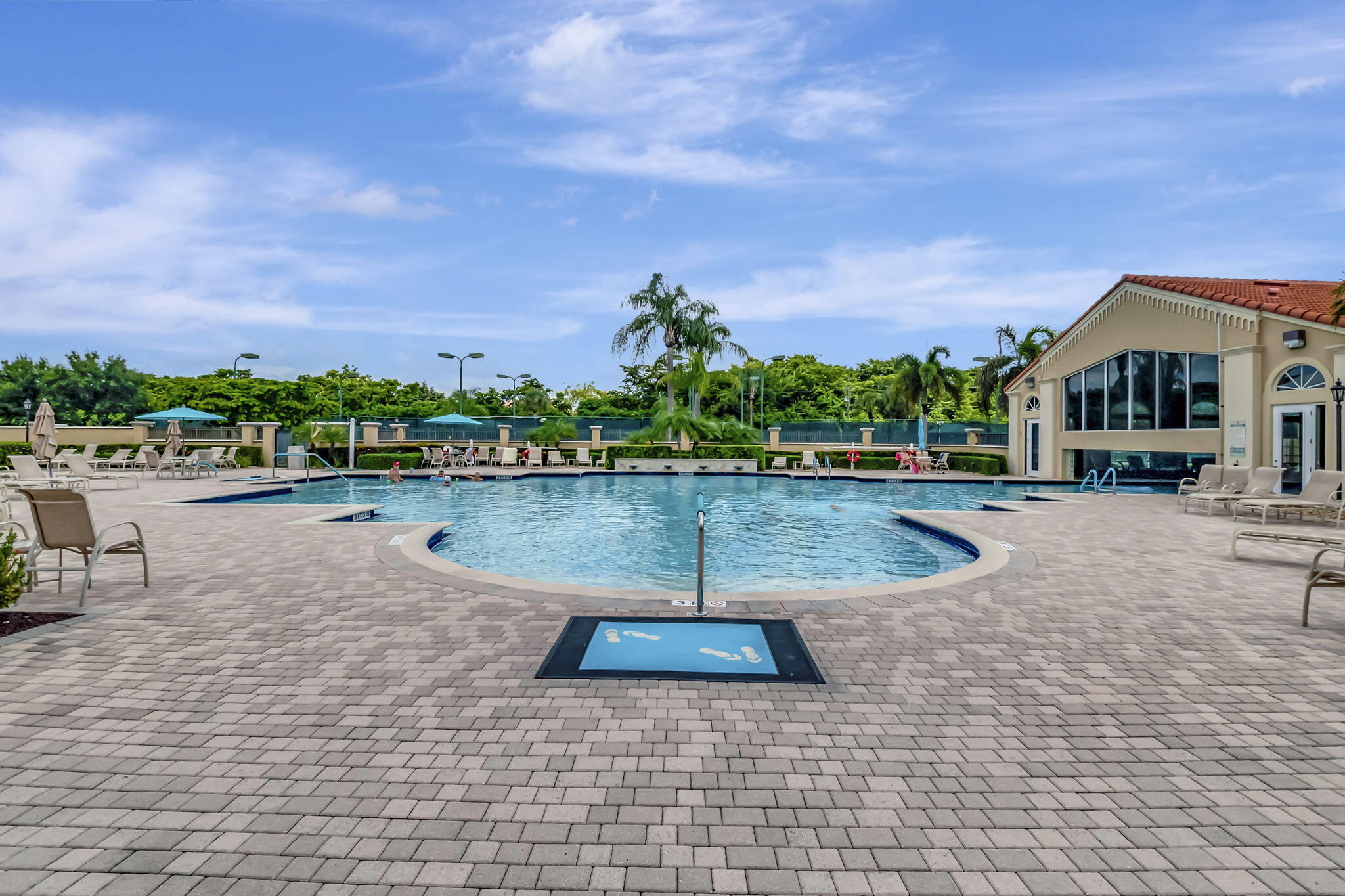 Cascade Lakes - Residential