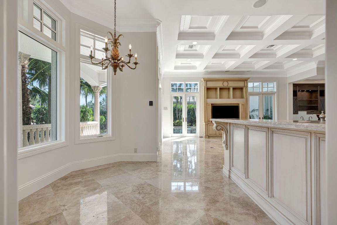 HARBOUR ISLES - Residential