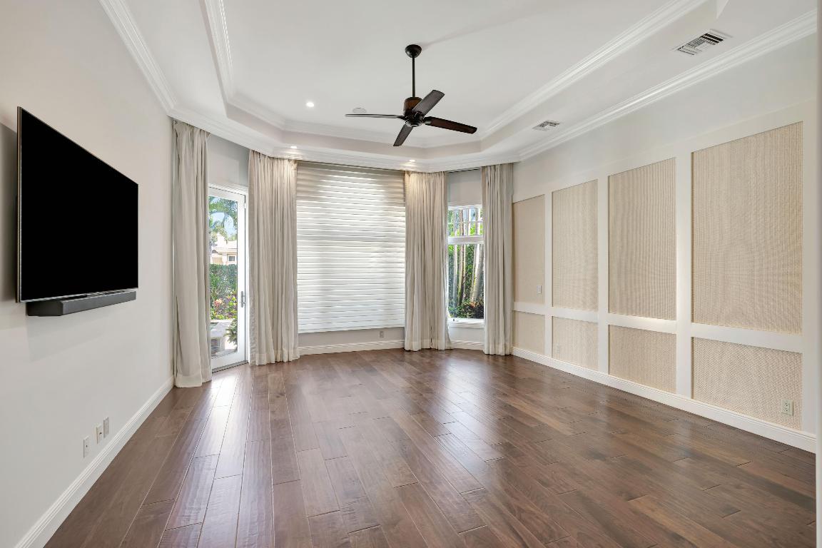 HARBOUR ISLES - Residential