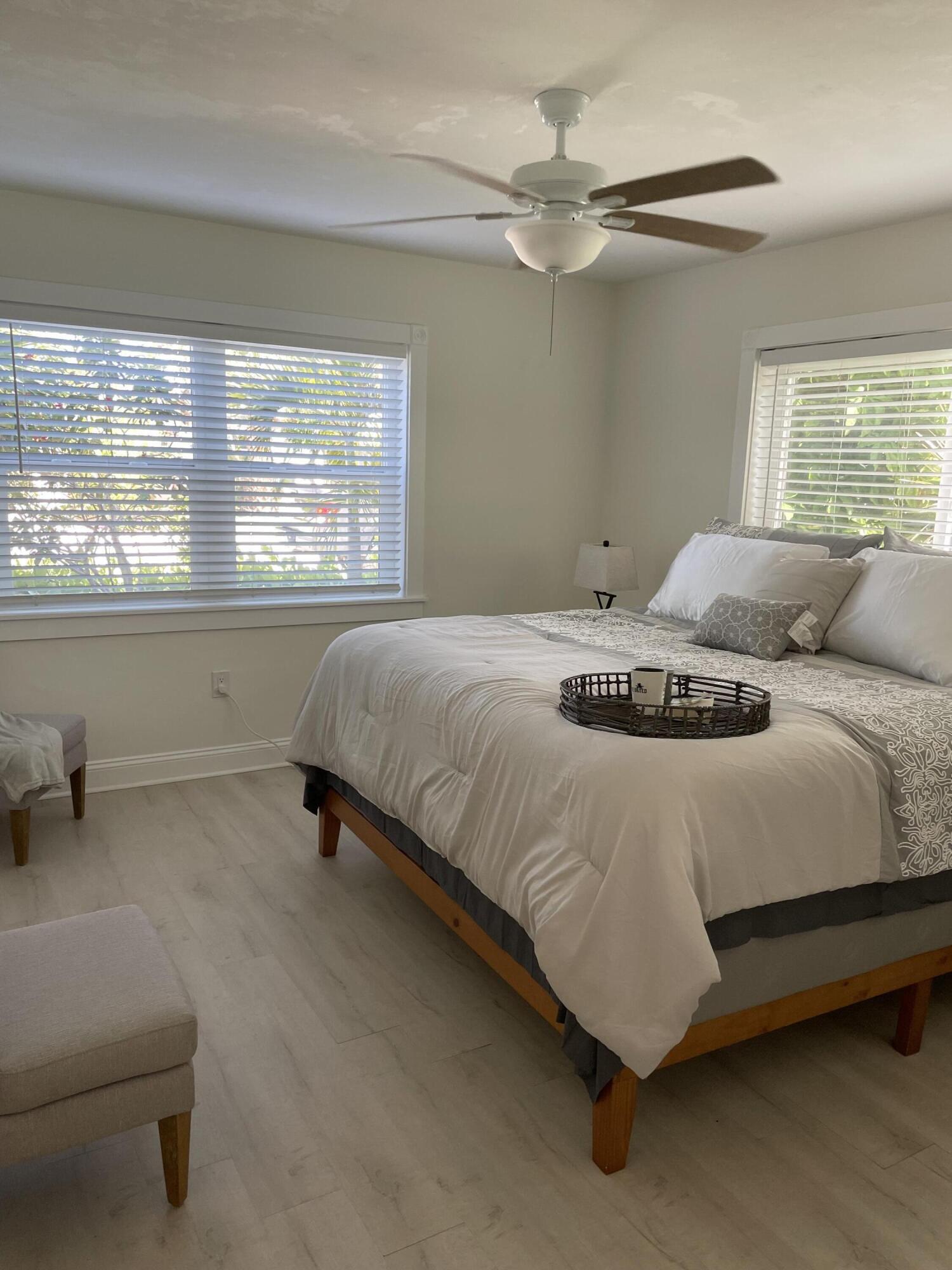 NORTH LAKE WORTH - Residential Lease