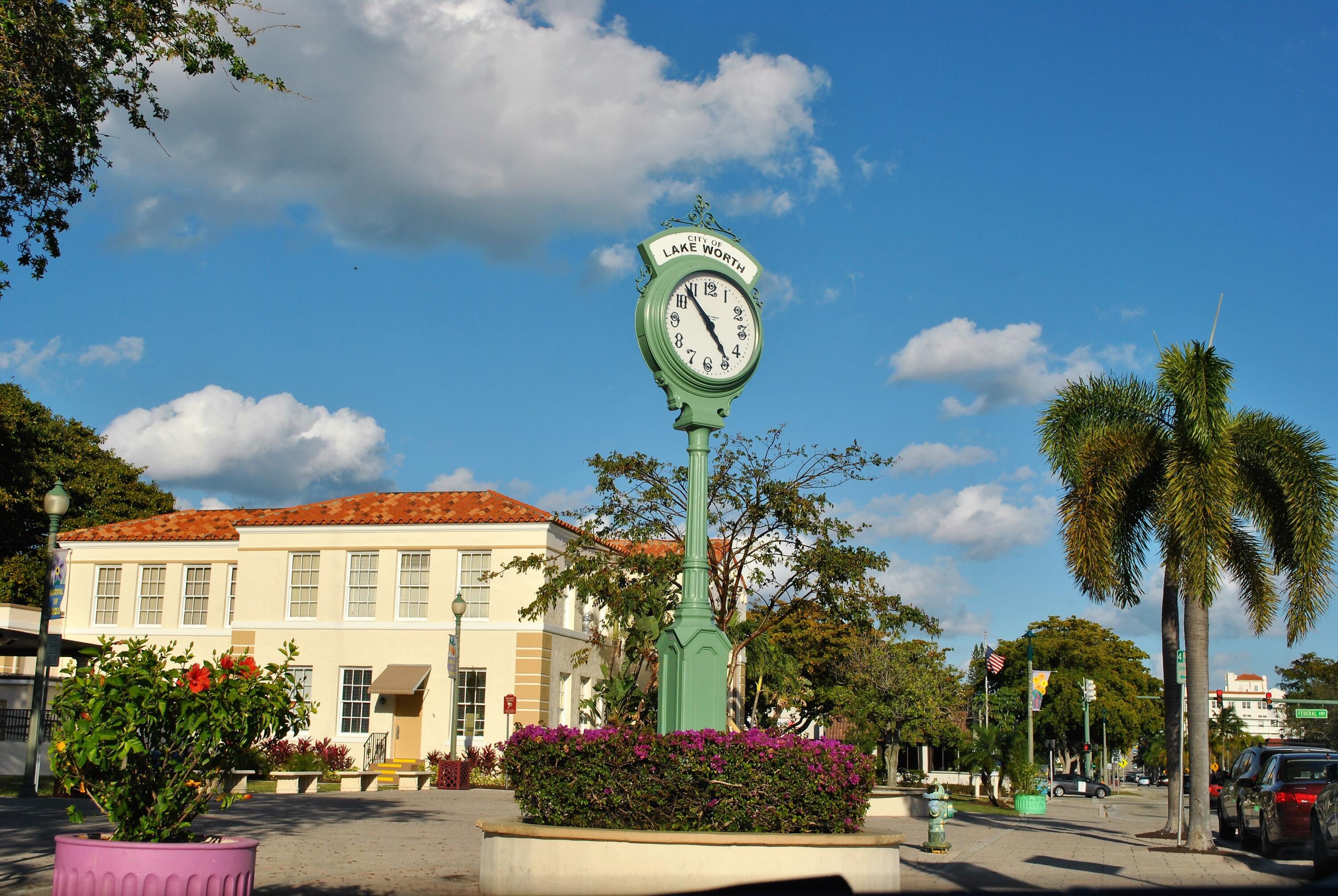 NORTH LAKE WORTH - Residential Lease
