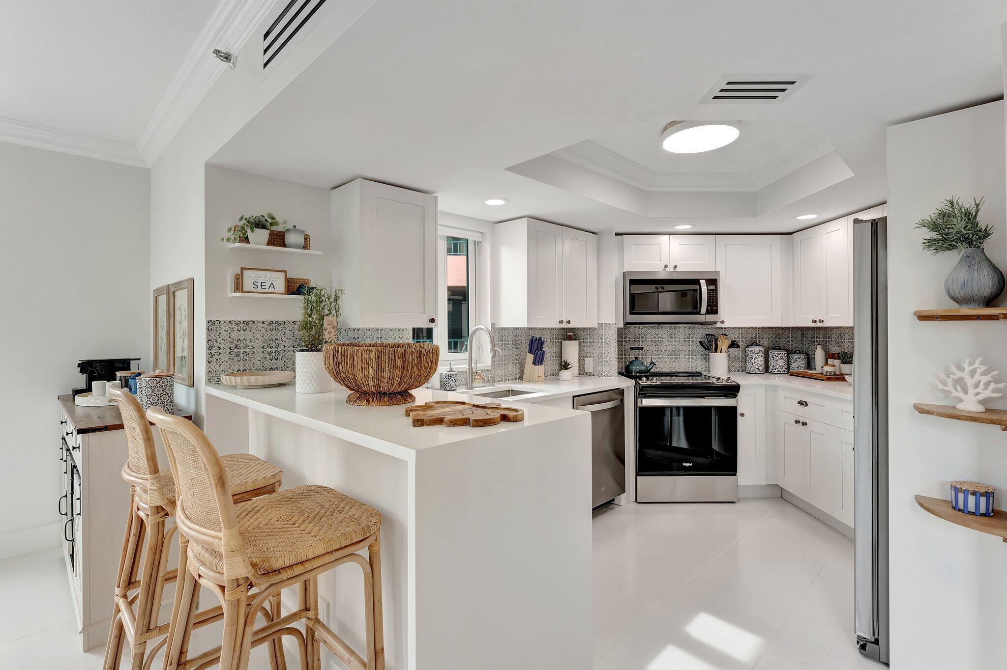 MIZNER COURT CONDO - Residential Lease
