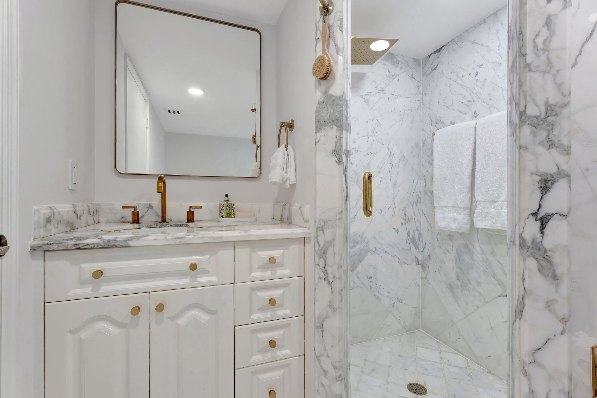 MIZNER COURT CONDO - Residential Lease