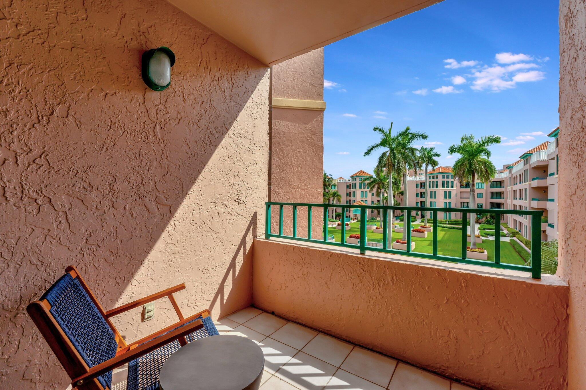 MIZNER COURT CONDO - Residential Lease
